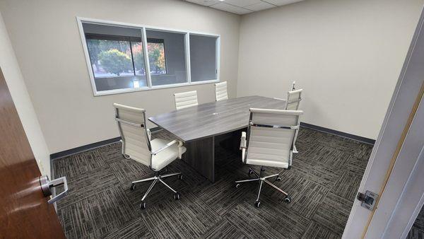 Conference room for groups or large family sessions