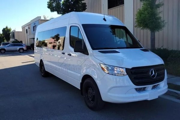 14 passengers luxury sprinter