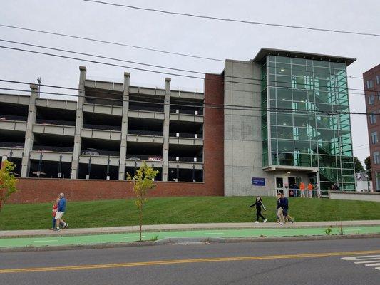 University Avenue Garage