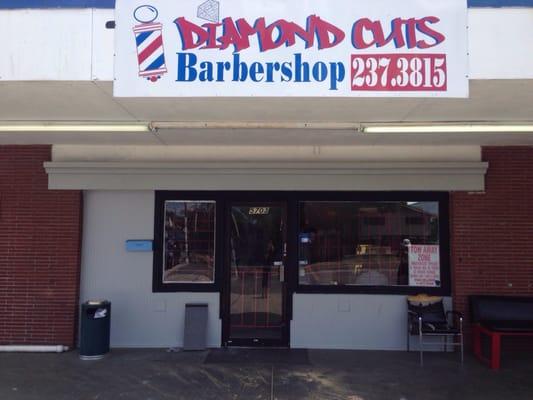 Store Front 1 block North of Hillsborough on Nebraska.