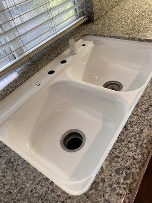 Reglazed a very old sink that was in really bad condition.