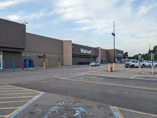 Walmart Supercenter, Suffolk VA