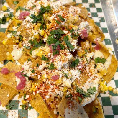 Elote nachos