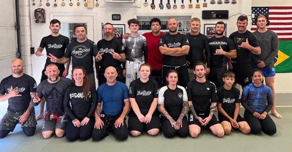 No Gi classes 5 days a week