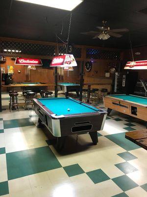 4 pool tables