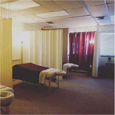 Public Massage appointments are available throughout the week in Kali's Community Clinic (Students and Graduates).