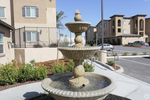 Beautiful Fountain upon entering the community