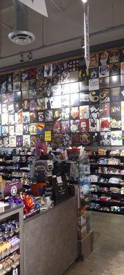 Hot Topic shirt wall