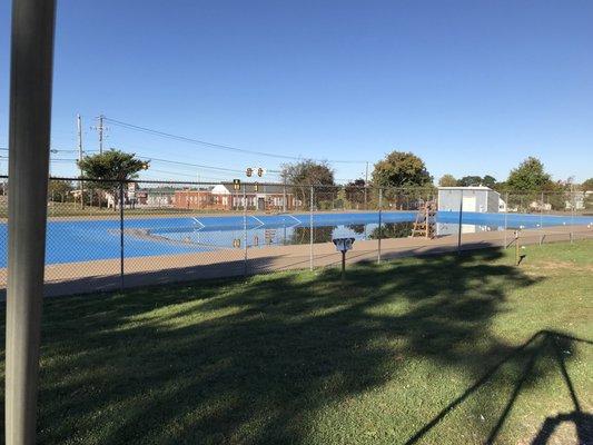 The municipal pool.  This photo was taken in October...