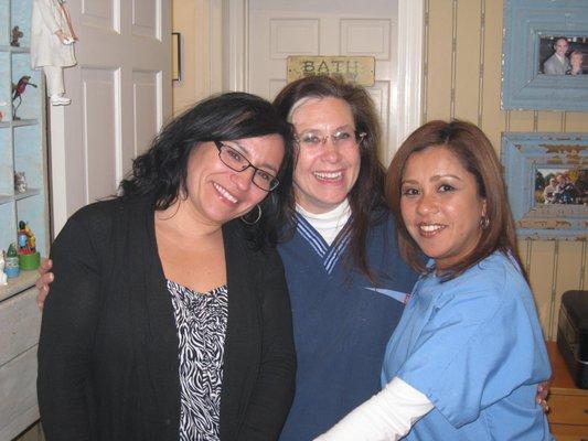 Angelica, Suzann, and MaryAnn are the best team, with Dr. Epstein over 9 years each, and consider this "home" too!