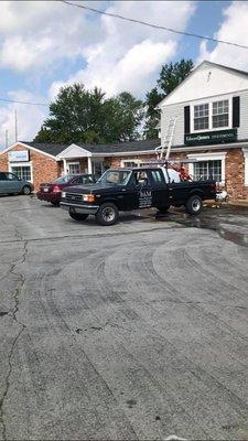 Some more business storefront cleaning!