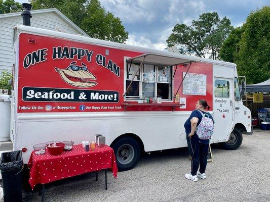 One Happy Clam food truck