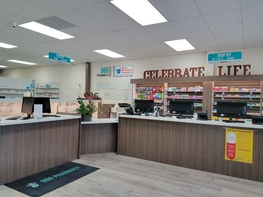 Very nice and clean pharmacy!!!