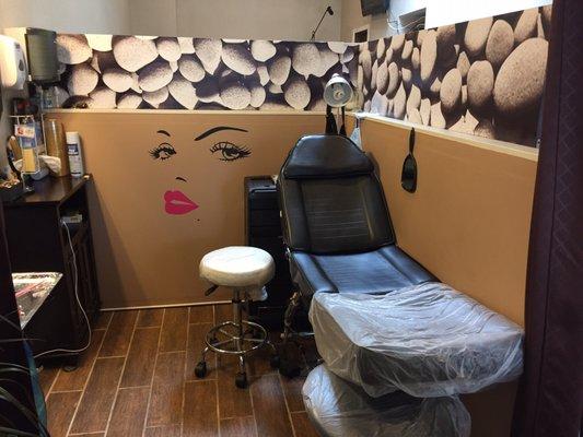 Comfortable seating while you get your permanent makeup done.