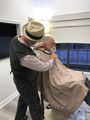 professional beard trimming and grooming