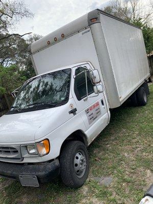 Jurni2journey llc. Moving & delivery truck