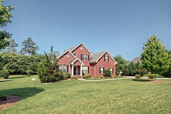 Spacious 1 1/2 Story with 3 sides brick, 4 bedrooms and 2 1/2 baths on over 1 acre.  Located 5 minutes from GA 316 and nestle...