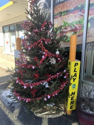 Tree decorated for Valentine's Day