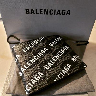 BALENCIAGA