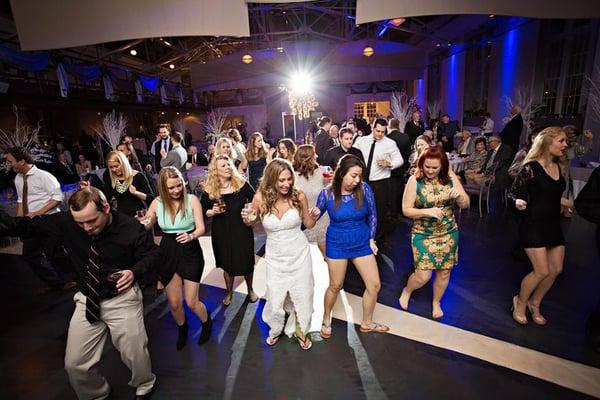 Amplify Events & Weddings