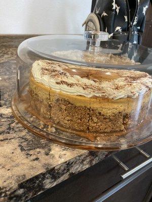 Pumpkin spice cheesecake cake!