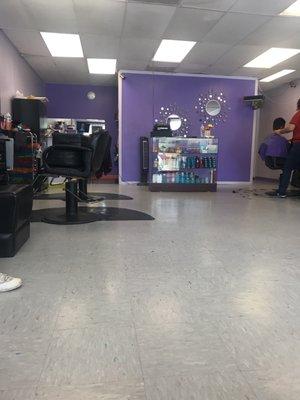 Simple purple theme salon