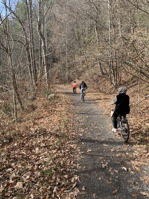 Creeper Trail Bike Rental & Shuttle Service