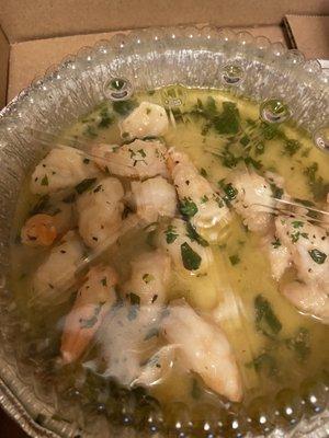 Shrimp in garlic sauce appetizer