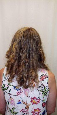 We have curl specialists to help you manage your locks.