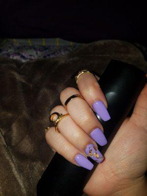 Pastel purple coffin-shaped gel nails