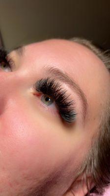 Mega volume lash extensions w/ color