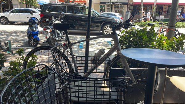 Great bike, chillin