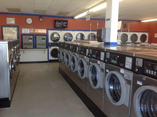 Brand new high quality and high efficiency washing machines!