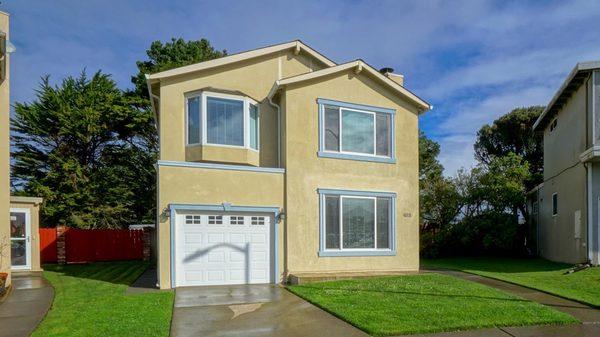 403 Andover Dr. Pacifica, CA 94044. Listed for $1,025,000 and was sold for $1,250,000.