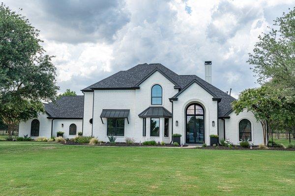 Love That Door has the ability to create custom steel doors and aluminum windows for your whole house.