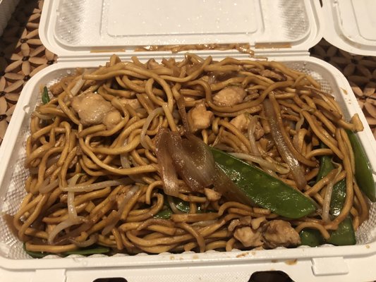 (L) chicken lo mein