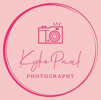 Senior, wedding and lifestyle photographer.