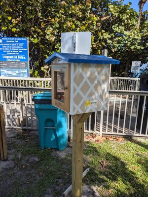 Boynton Beach Little Library in Oceanfront Park