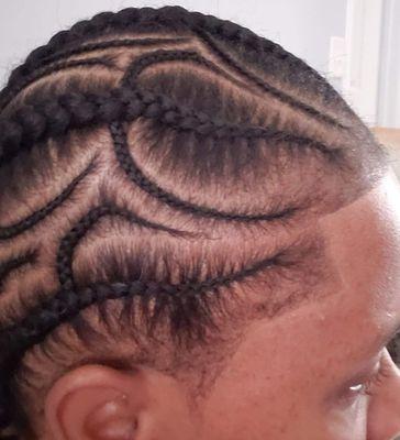 Braid design with natural hair