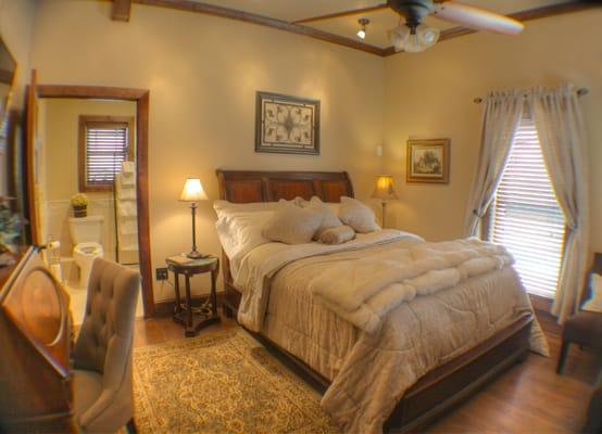 Location and luxury at The Thornton Inn Bed and Breakfast, Arlington, Tx.