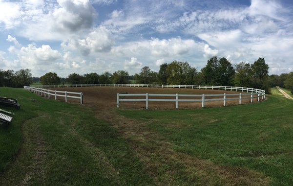 Queenslake Outdoor Arena