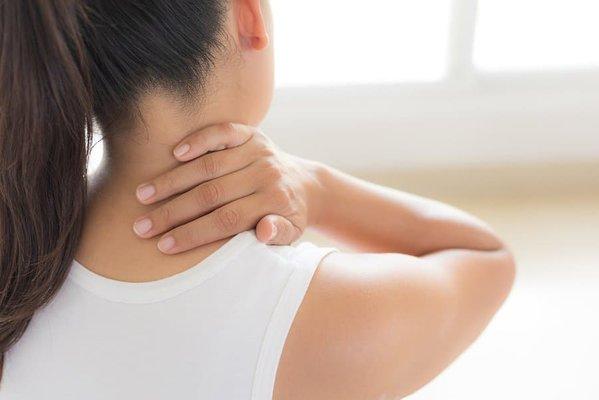 Neck Pain Chiropractor Eau Claire