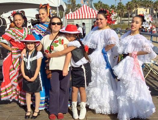 Our Baile Folklorico Troupe 'Herencia Mexicana'