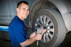 Auto service and repair at Jim Gusweiler Chevy BGC