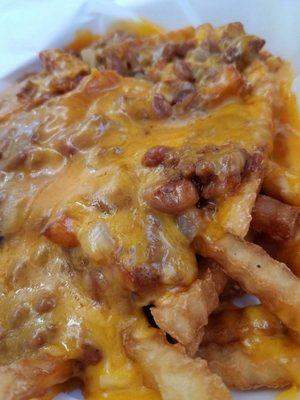 Chili cheese fries