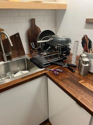 Kitchen before cleaning