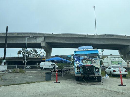 Front of the food truck location