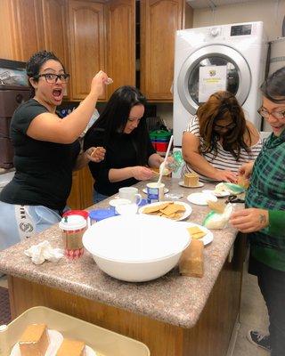 National Gingerbread House Day!