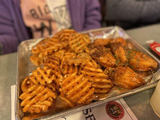 Wings & waffle fries