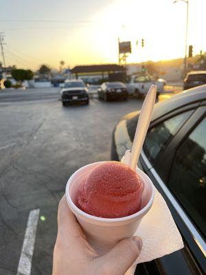 Strawberry scoop